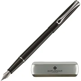 Ручка перьевая Diplomat Traveller black lacquer F цвет чернил синий цвет корпуса черный (артикул производителя D10424950)