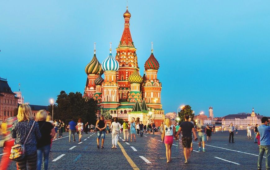 Интернет-магазин Офси поздравляет с Днём России