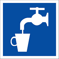 Знак безопасности Питьевая вода D02 (200х200 мм, пленка ПВХ)