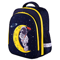 Ранец BRAUBERG KIDS STANDARD, 2 отделения, "Spaceman", СВЕТЯЩИЙСЯ, 36х28х14 см, 271384 фото Ранец BRAUBERG KIDS STANDARD, 2 отделения, "Spaceman", СВЕТЯЩИЙСЯ, 36х28х14 см, 271384