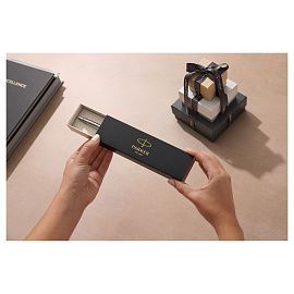 Ручка шариковая Parker Jotter цвет чернил синий, цвет корпуса синий (артикул производителя 1953186)