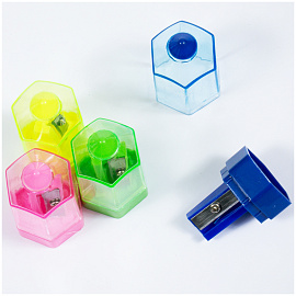 Точилка пластиковая ArtSpace "Карандаш" 1 отверстие, контейнер, ассорти фото Точилка пластиковая ArtSpace "Карандаш" 1 отверстие, контейнер, ассорти