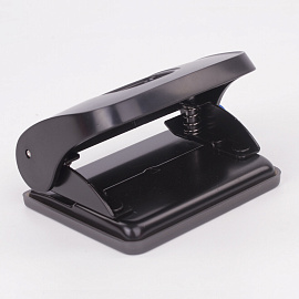 Дырокол BRAUBERG "Extra", до 20 листов, черный, 229091 фото Дырокол BRAUBERG "Extra", до 20 листов, черный, 229091