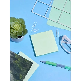 Стикеры Комус 76x76 мм пастельные салатовые (1 блок на 100 листов)