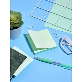 Стикеры Комус 76x76 мм пастельные салатовые (1 блок на 100 листов)