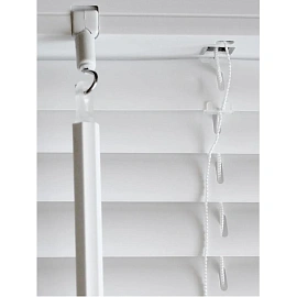 Жалюзи горизонтальные пластиковые белые (70х160 см)