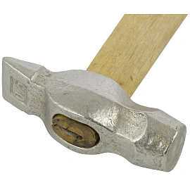 Молоток слесарный с деревянной рукояткой 500 г (10240)