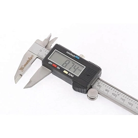 Штангенциркуль Matrix электронный 150 мм шаг 0.01 мм с глубиномером (31611)