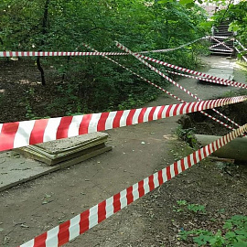 Лента оградительная красная/белая 50 мм х 115 м (6 штук в упаковке)