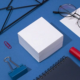 Блок для записей Attache Economy 80x80x40 мм белый проклеенный (плотность 65 г/кв.м)