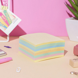 Блок для записей Attache Economy 80x80x40 мм разноцветный проклеенный (плотность 65 г/кв.м)