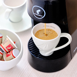 Кофе в капсулах для кофемашин Julius Meinl Ristretto Intenso BIO (10 штук в упаковке) фото Кофе в капсулах для кофемашин Julius Meinl Ristretto Intenso BIO (10 штук в упаковке)