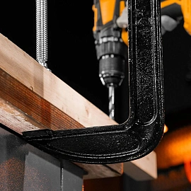 Струбцина G-образная 300 мм Sparta (206715)