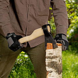 Топор кованный 1340/1700 г деревянное топорище А2 (21674)