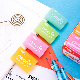 Ластик Deli ПВХ прямоугольный 39x27x12 мм фото Ластик Deli ПВХ прямоугольный 39x27x12 мм