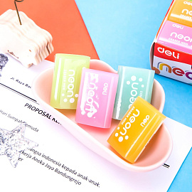 Ластик Deli ПВХ прямоугольный 39x27x12 мм фото Ластик Deli ПВХ прямоугольный 39x27x12 мм