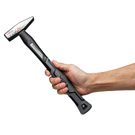 Молоток слесарный 300 г фибергласовая ручка VIRA RAGE (903003)