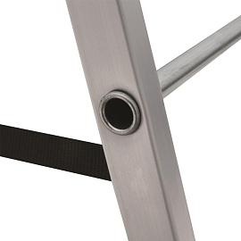 Стремянка алюминиевая 5 ступеней Новая Высота 1110105 фото Стремянка алюминиевая 5 ступеней Новая Высота 1110105