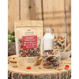 Коктейль из сухофруктов и орехов Деловой Стандарт ягодный 200 г