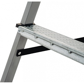 Стремянка стальная Новая Высота 1150105 5 ступеней