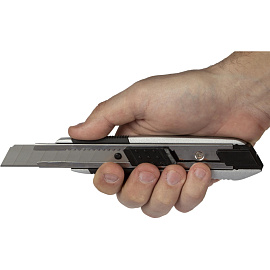 Нож универсальный Attache Selection SX998 (ширина лезвия 18 мм)