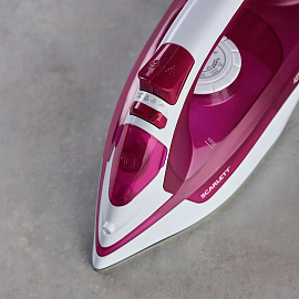 Утюг Scarlett SC-SI30K25 розовый