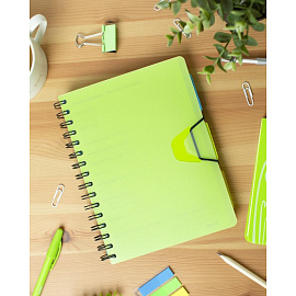 Ежедневник недатированный Attache Bright Colours пластик А5 136 листов зелёный