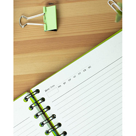 Ежедневник недатированный Attache Bright Colours пластик А5 136 листов зелёный