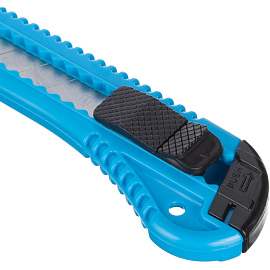 Нож канцелярский Attache с фиксатором (ширина лезвия 18 мм)