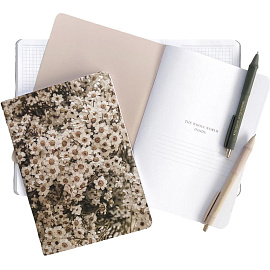 Тетрадь общая Be Smart Nude А5 48 листов в клетку на скрепке (обложка с рисунком цветы, матовая ламинация)