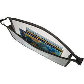 Папка для тетрадей Комус Класс Football А4 пластик с 1 отделением на молнии