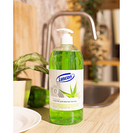 Средство для мытья посуды Luscan Бальзам-Алоэ гель 1 л с дозатором