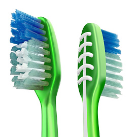 Зубная щетка Colgate Эксперт Чистоты средней жесткости