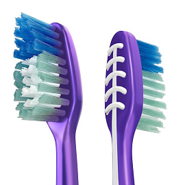 Зубная щетка Colgate Эксперт Чистоты средней жесткости