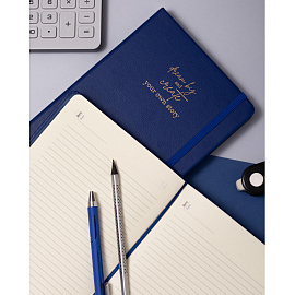 Ежедневник недатированный Attache Story искусственная кожа А5 136 листов синий с фиксирующей резинкой (синий обрез)