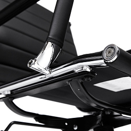 Кресло офисное TetChair Urban-Low чёрное (экокожа, металл)