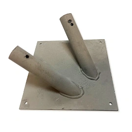 Кронштейн для флагштоков металлический 20x20 см (двойной)