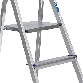 Стремянка алюминиевая 5 ступеней Алюмет Ам705