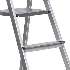 Стремянка алюминиевая 7 ступеней Алюмет Ам707