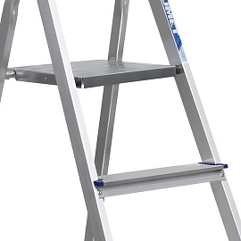 Стремянка алюминиевая 8 ступеней Алюмет Ам708