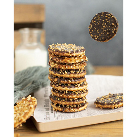 Печенье сдобное в глазури Деловой Стандарт с фундуком и шоколадом 340 г