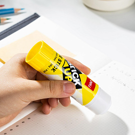 Клей-карандаш Deli Stick UP 36 г