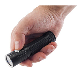 Фонарь светодиодный Яркий Луч Ylp G18 Gryphon LH351D HI-CRI аккумуляторный