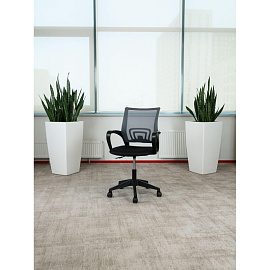 Кресло офисное Easy Chair 396 LT серое/черное (сетка/ткань, пластик)