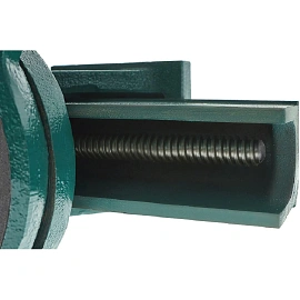 Тиски слесарные Sturm! (1075-01-200)