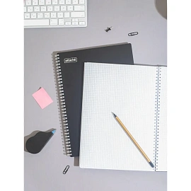 Бизнес-тетрадь Attache А4 120 листов черная в клетку на спирали (294х210 мм)