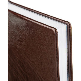 Ежедневник недатированный Attache Selection Gloss натуральная кожа А5 160 листов коричневый