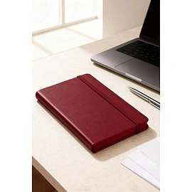 Ежедневник недатированный Attache Flex искусственная кожа Soft Touch А5 136 листов бордовый с фиксирующей резинкой (бордовый обрез)