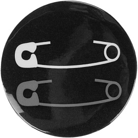 Набор значков Комус Класс Аниме Готика 3.8 см