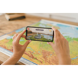 Настенная карта Россия физическая (рельеф) 1:7 500 000 Globen КН053